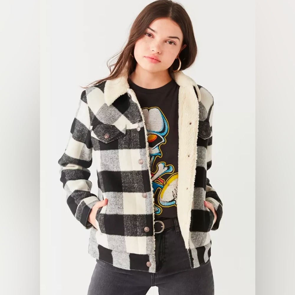 Levi’s Wool Boyfriend Sherpa Trucker Jacket